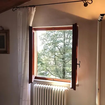 בית נופש Casa Lastri פופי